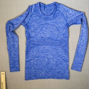 LULULEMON Womens 6 SWIFTLY TECH LONG SLEEVE CREW TOP Seamless Galactic Blue